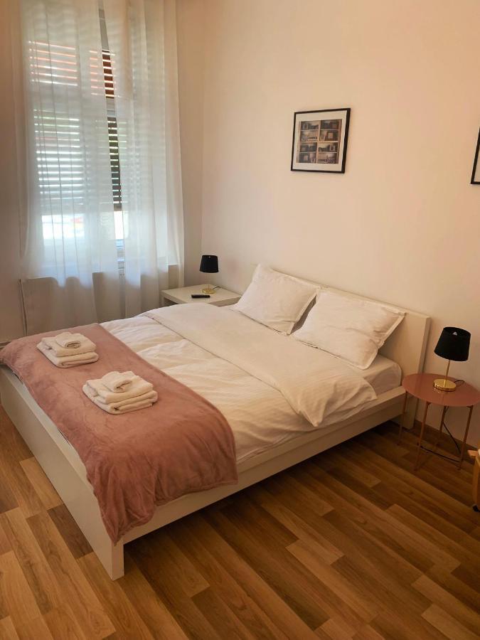 Apartament Plopilor Studios Sybin Zewnętrze zdjęcie