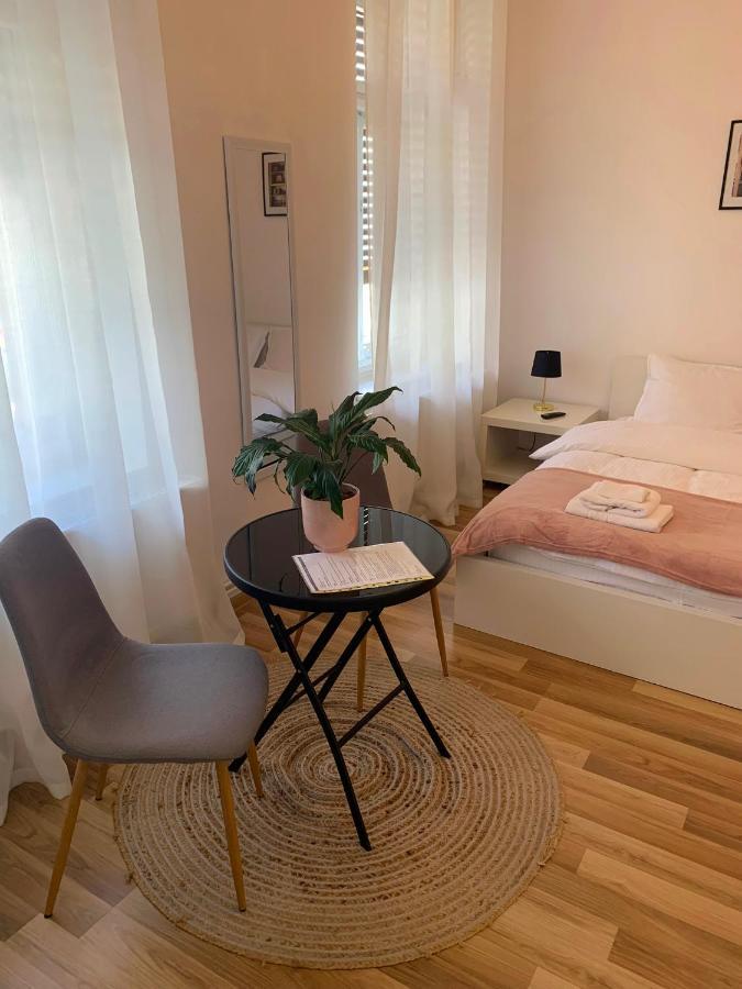 Apartament Plopilor Studios Sybin Zewnętrze zdjęcie